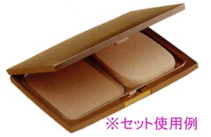 ファンデーションコンパクト